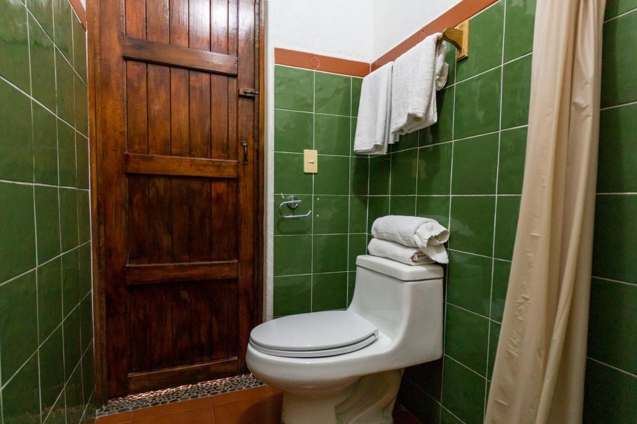 Hotel Casa Arena Zihuatanejo Dış mekan fotoğraf